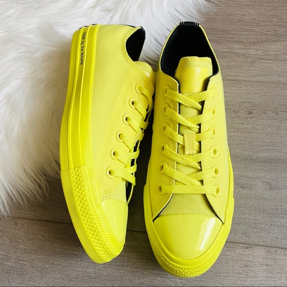 NWT Converse X OPI Chuck Taylor All Star Women’s - Picture 4 of 9